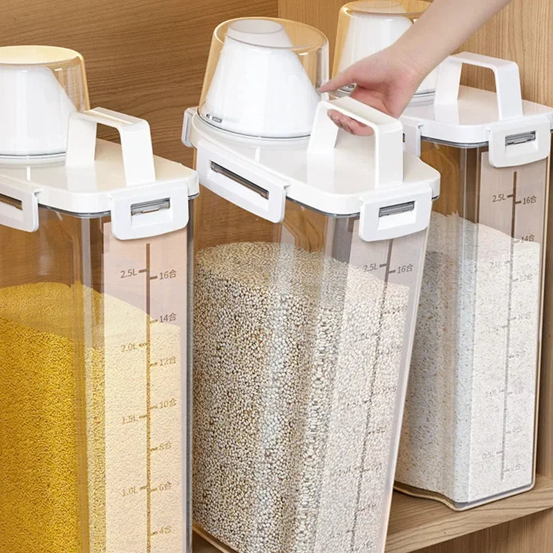 Pet Food Storage Bucket